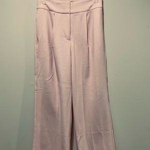 NWT 4 short/Express straight ankle high rise soft pink/lavender